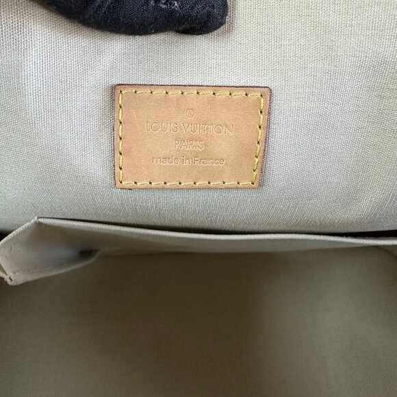 Authentic Louis Vuitton Monogram Vernis Blanc Corail Alma GM Satchel - Picture 13 of 16